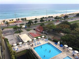 Ap praia da barra Posto 6 - 1