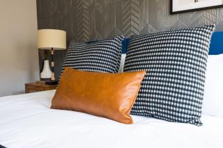 Riffs - 2 Unit Odyssey Combo - Heart of Midtown - 5