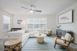 Happy in Old Town Bluffton - 1