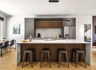 Montauk - Hot Tub - Heart of Old Town - 2