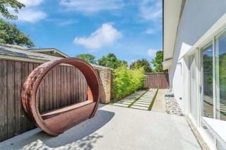 Spacious 3BR Oasis Pool Fire Pit & Family Fun - 0