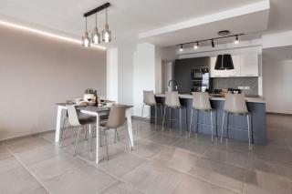 Offshore Suites Modern Studio In Paceville - 1