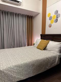 Chic 1br Apartment Makati CBD near Airport BGC - Manila - 2