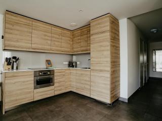 Waterside Escape with Easy Access - 7