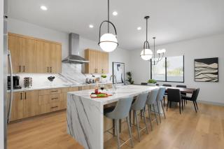 Sunrift-Private Pool & Spa-Walk to Old Town - 6