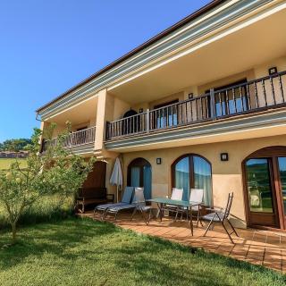 Casa LOS ARCOS con jardín privado - 0