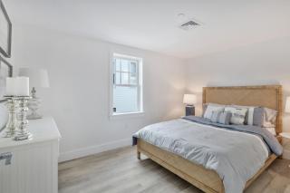 Thomas Sea Suites at Harbourtown - 8