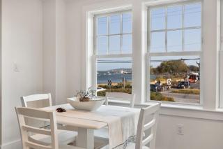 Thomas Sea Suites at Harbourtown - 5