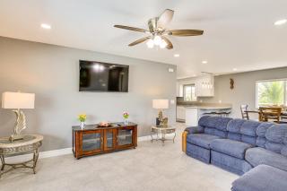 7 Mi to Fremont St: Vegas Home w/ Backyard Oasis! - 6