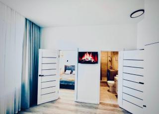 M&M Apartment III SELF CHECK-IN - 7