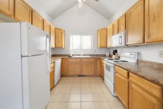 King Beds Full Kitchen Peaceful 2BR Casita Re - 6