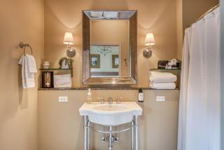 Stunning Oceanview Townhouse Walk to Seawall, Shops & Depoe Bay Dining - 2