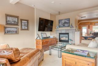 Stunning Oceanview Townhouse Walk to Seawall, Shops & Depoe Bay Dining - 5