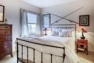 Stunning Oceanview Townhouse Walk to Seawall, Shops & Depoe Bay Dining - 3