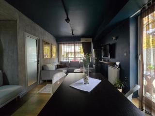 Apartment 4 You - Blue View - 8