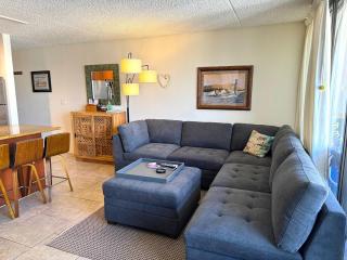 Waikiki Banyan Plumeria Suite - 7