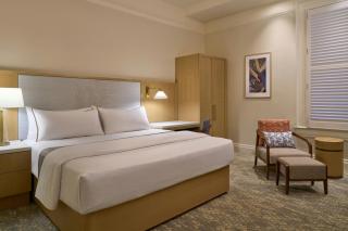 Moana Surfrider, A Westin Resort & Spa, Waikiki Beach - 8