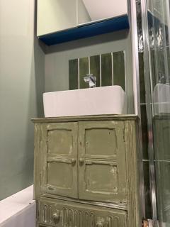 Cute & Funky One Bed, Salisbury, UK - 1