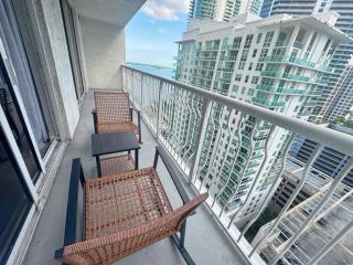 Stylish Brickell Stay with Ocean Views & Pool - 6