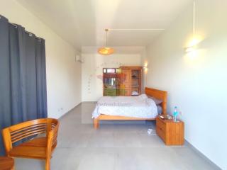 Villa avec piscine à trou aux biches - 2