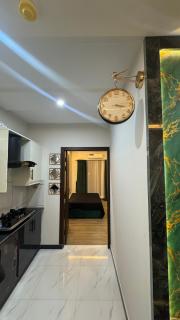 1 bed full apartment self check in - 5