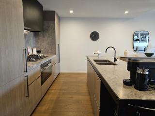 Complete Host Ireland St Apartments - 1