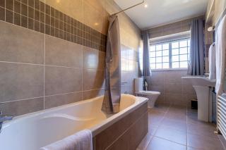 Gouveia Forest Guest House - 2