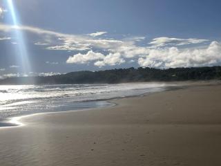 Ocean Loft - Surf & Serenity Retreat - 0