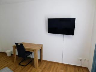 Wohnung in Magdeburg-Salbke mit Balkon und WLAN - 2