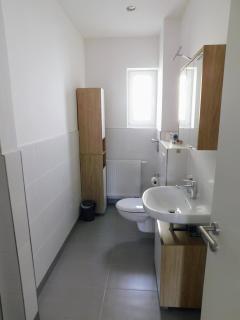 Wohnung in Magdeburg-Salbke mit Balkon und WLAN - 1