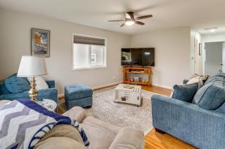 Walk to Lagoon Saloon! Chic Home on Nugents Canal - 6