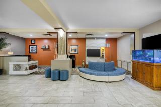 Best Western Waldo Inn & Suites - 1