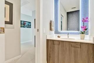 Edgewater Penthouse Retreat with Bay Views - 6