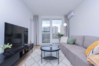 Modern Apartment near Lake & Free parking & Easy City Access - 6