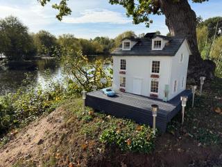 Andreas Westfield Retreat 7 Lakes Country Park - 9