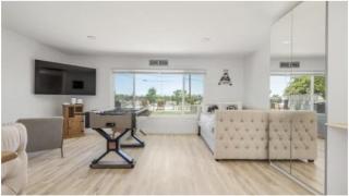 oasis in heart of Clovis - 3