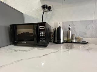 Naka Executive Balcony Apartment With Amazing Lake View, GYM - Nakuru - 3