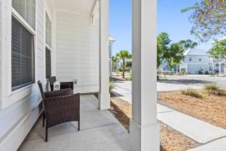 Blue Lagoon (3/2.5) - 9