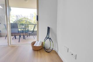 1 BR in Gold Coast City Center with Balcony Views - 6