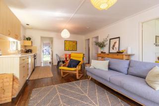 Pippis a Classic Beach House - 6