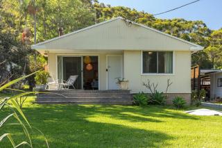 Pippis a Classic Beach House - 5