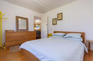 Pippis a Classic Beach House - 1