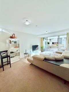 City Huge Terrace Pool-spa-gym Free Parking - 0