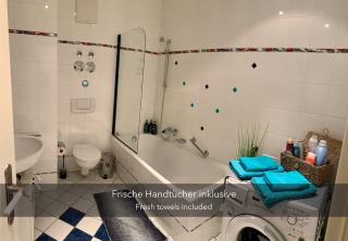 Zentrale, helle Ferienwohnung im schicken Altbau-Stil in Leipzig Zentrum Süd-Ost - 1