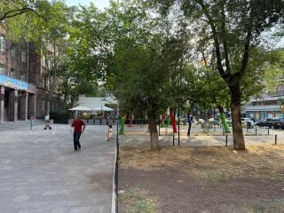 Yerevan City Center- Cozy and Sunny Apartment - Near Republic Square - 4