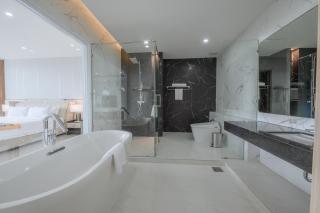 ST Central Hotel, Pakse - 4