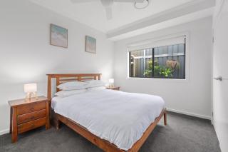 Bright Family Home in Rydalmere with Yard & BBQ - 5