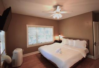 Charming and spacious family home in Wash Park - Glendale - 2