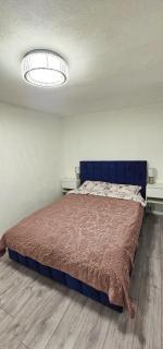 Urban Holiday Retreat - 9