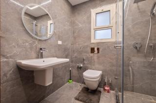 3BR Stylish Apt Ensuite & Pvt Garden, New Cairo, Stone Residence - Il Cairo - 3